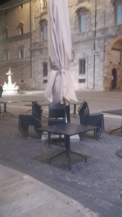 sedie bar piazza arringo